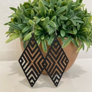 Geometric Drop Earrings NWT